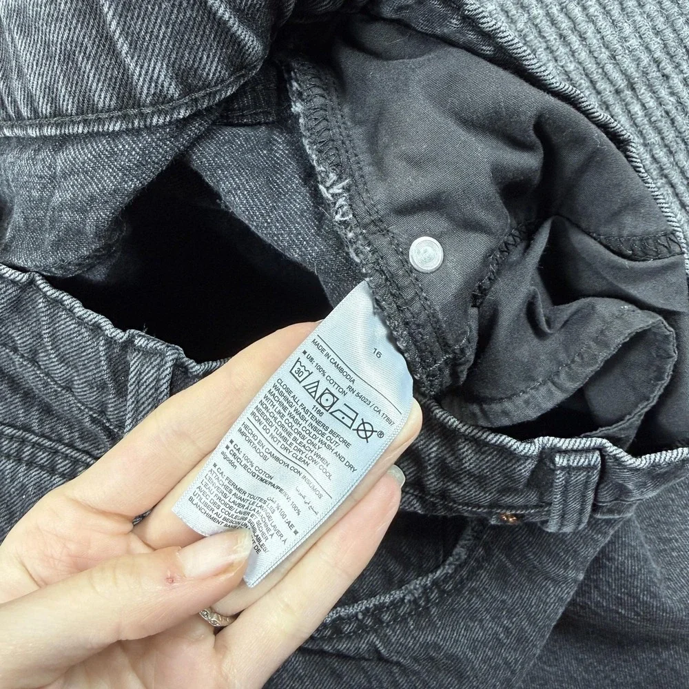 Old Navy Jeans Boys 16 Gray Black‎ Wash Straight Leg Distressed Relaxed 28x26